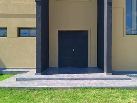 Casa en Venta en Fincas de San Vicente, USD 700.000