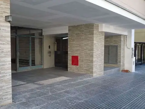 PRECIOSO MONOAMBIENTE Y MEDIO EN L. PISO 12º AL FRENTE. SUPER LUMINOSO, VISTA PANORAMICA AMENITIES