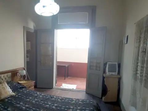 Depto Tipo Casa 2 ambientes con 1 baño