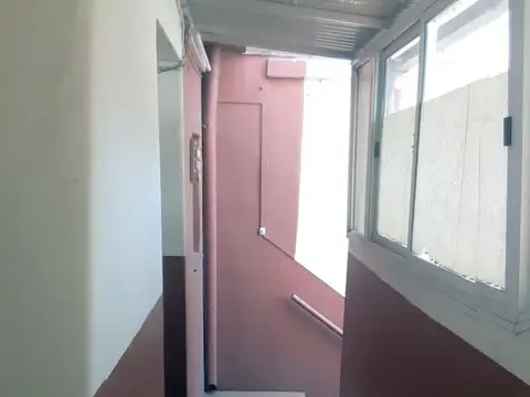 Depto Tipo Casa en Venta 90 años
