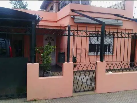 Andrés Lamas 10000, Piso 0