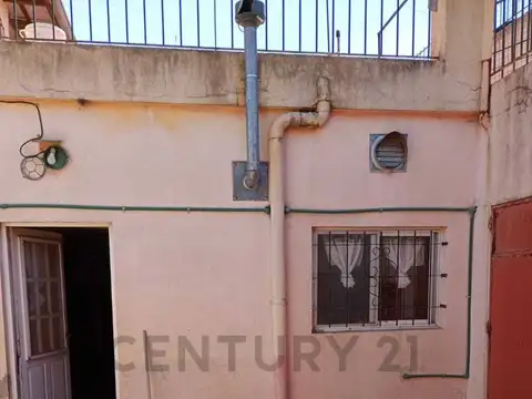 Venta Casa 5 Dormitorios y Cochera - José león Suarez - Ptdo. San Martín