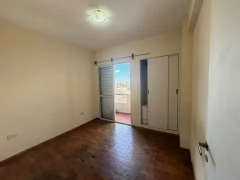 Departamento en Alquiler en Centro, $ 650.000