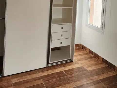 Casa 2 ambientes con 1 baño