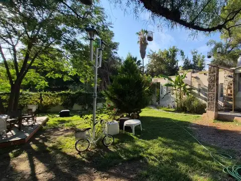 Mathus hoyos 5200, Piso 0