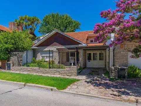 Venta Chalet marplatentes zona Guemes