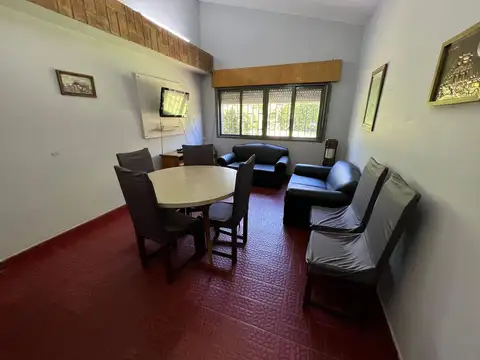 VENTA LINDO CHALET PLAYA DE ORO VILLA CARLOS PAZ