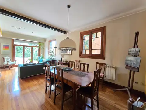 Chalet en Venta en Villa Sarmiento