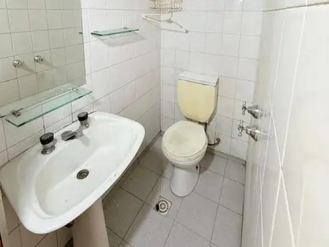 Depto Tipo Casa en Alquiler en Barracas, $ 260.000