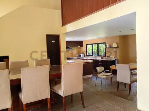 Casa en Venta en Campos de Roca