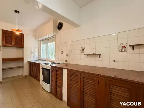 Casa 4 ambientes con 1 baño