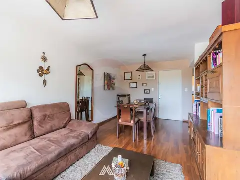 Departamento 5 ambientes con 2 baños