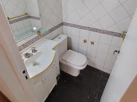 Departamento 5 ambientes con 1 baño
