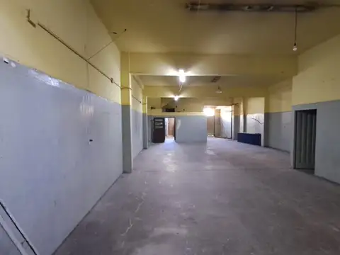 Galpon en Alquiler 8,66  mts Frente