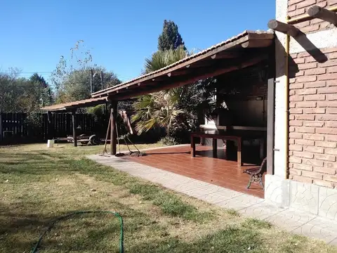 Alquilo casa en Las Compuertas