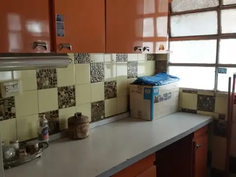 Casa en Venta con 4 cocheras