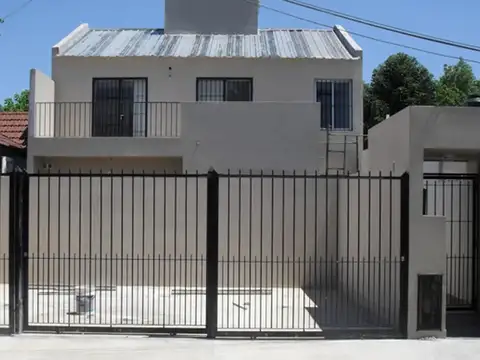 Dúplex en venta en José C. Paz