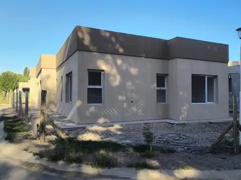 Costa Serena, Lima y Futalefu 200