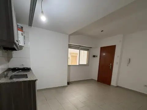Departamento en Alquiler en Macrocentro, $ 300.000