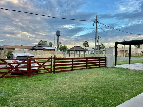 VENTA CASA 3 AMBIENTES CON PILETA GRAL RODRIGUEZ