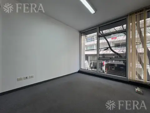 Oficina en Alquiler al Suroeste
