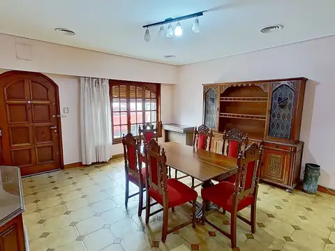 Depto Tipo Casa en Alquiler de 3 dormitorios