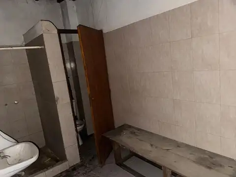 Local en Venta Via Pública