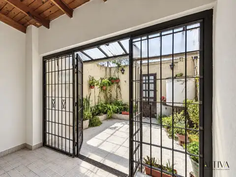 Depto Tipo Casa 4 ambientes con 2 baños