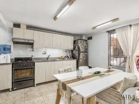 Depto Tipo Casa en Venta con 1 cocheras