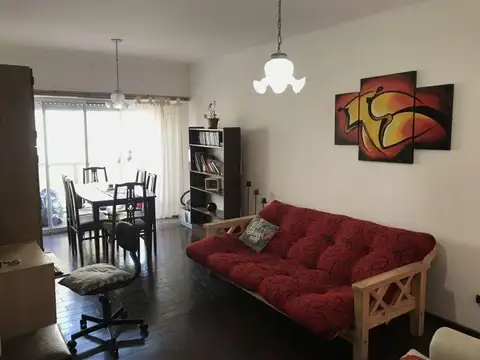 Sarmiento 2400, Piso 3