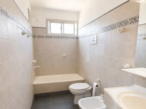 VENTA CASA 3 DORM HUERTA GRANDE LA FALDA CORDOBA