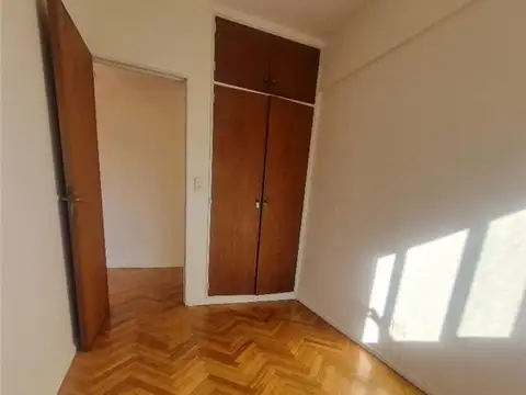 Departamento en Alquiler 42 años