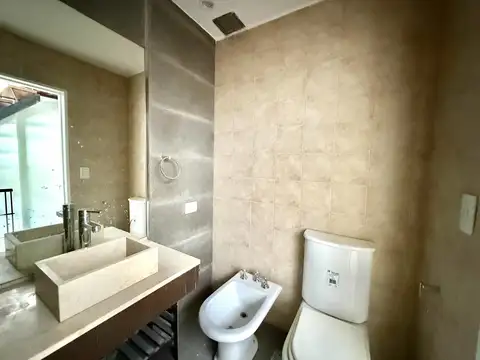 Depto Tipo Casa en Venta de 3 dormitorios