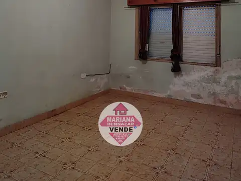 Casa 3 ambientes con 1 baño