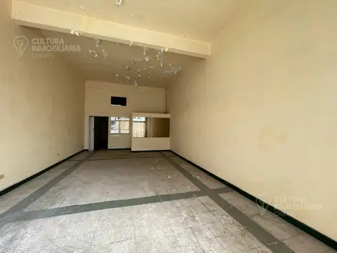 ALQUILER LOCAL COMERCIAL EN EL PALOMAR IMPORTANTE ESQUINA