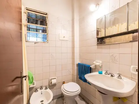 CASA 4 DORMITORIOS CON JARDÍN – FISHERTON