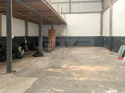 Galpon en Venta en Olivos Maipú/Uzal, USD 289.000