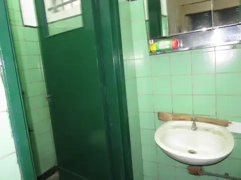 LOCAL C/ SÓTANO, SIN EXPENSAS