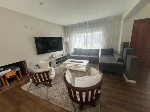 Casa en Alquiler en Fincas de Hudson, USD 2.500