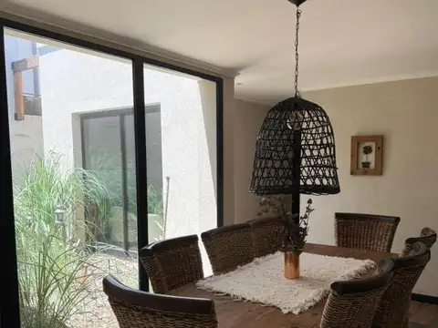 Casa en venta - Castelar Norte - Excelente ubicacion