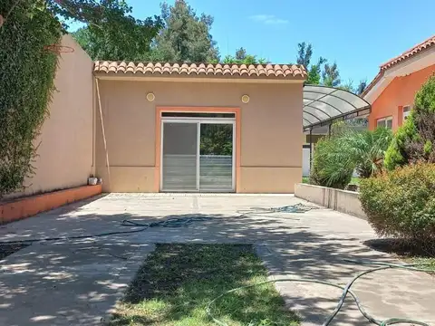 Quinta en Venta en 9 de Abril, USD 350.000