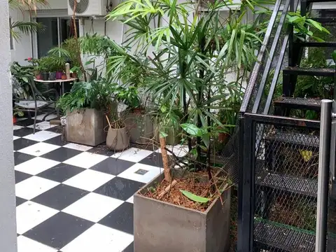 Depto Tipo Casa en Venta de 8 ambientes