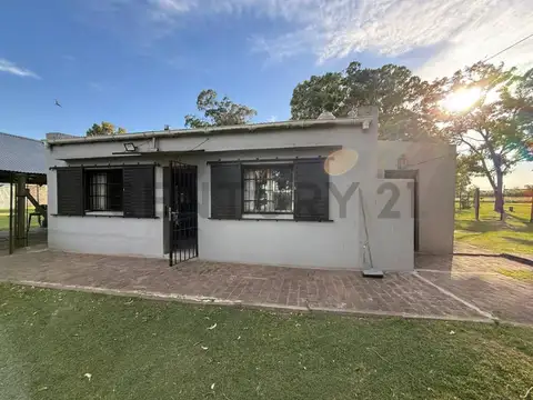 Chacra en venta de 3 hectáreas con casa, piscina y galpon  – Calle 25 y 610