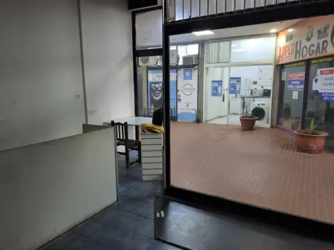 Local en Alquiler en Belgrano, $ 400.000