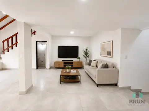 Depto Tipo Casa en Venta en Temperley, USD 189.000