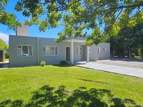 Venta casa 2 dormi - B° Privado Comahue Golf Club - Neuquén