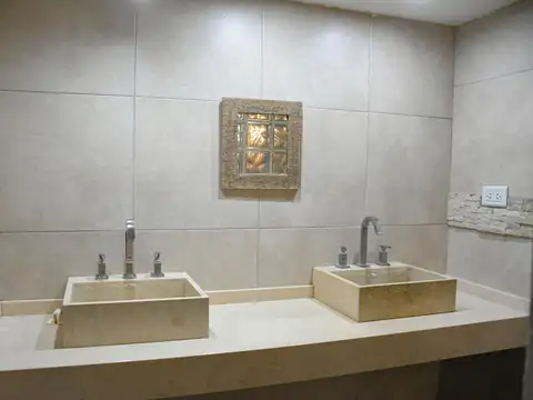 Casa en Venta 3 Dorts Villa Amelia 400m2 de terreno, ruta 18 km 11
