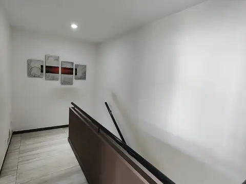 Depto Tipo Casa en Venta en Ramos Mejía, USD 105.000