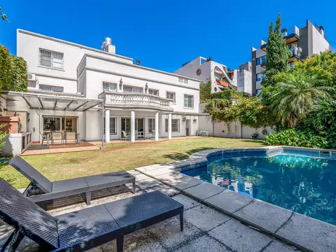 CASA - VENTA - 8 AMB - 4 COCHERAS - JARDIN - PISCINA  - BELGRANO R