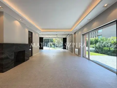 Casa 6 ambientes 4 dormitorios. | Av. Presidente Peron 10298